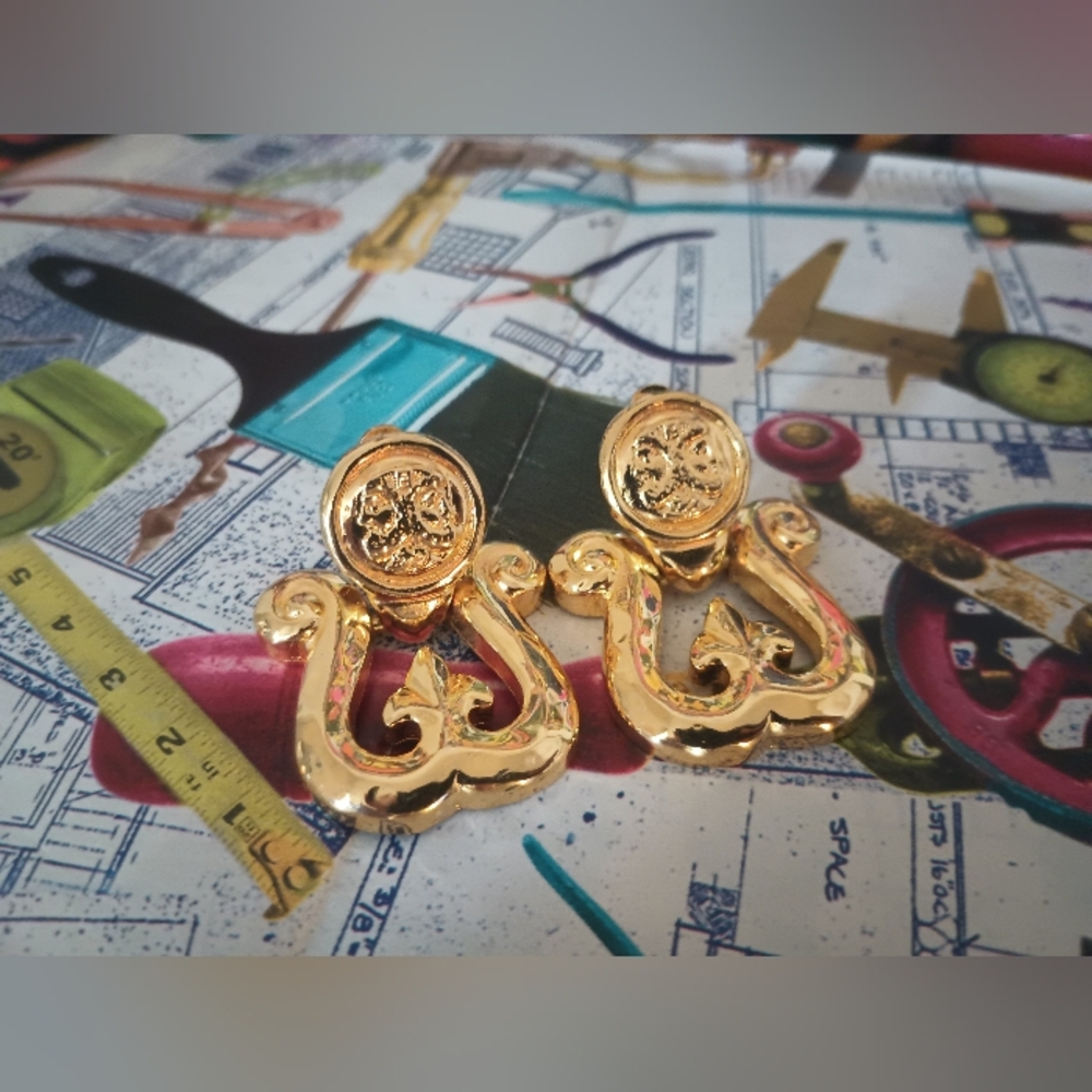 ๐ '90s Vintage Fendi Janus Large Statement Earrings - Picture 4 of 13